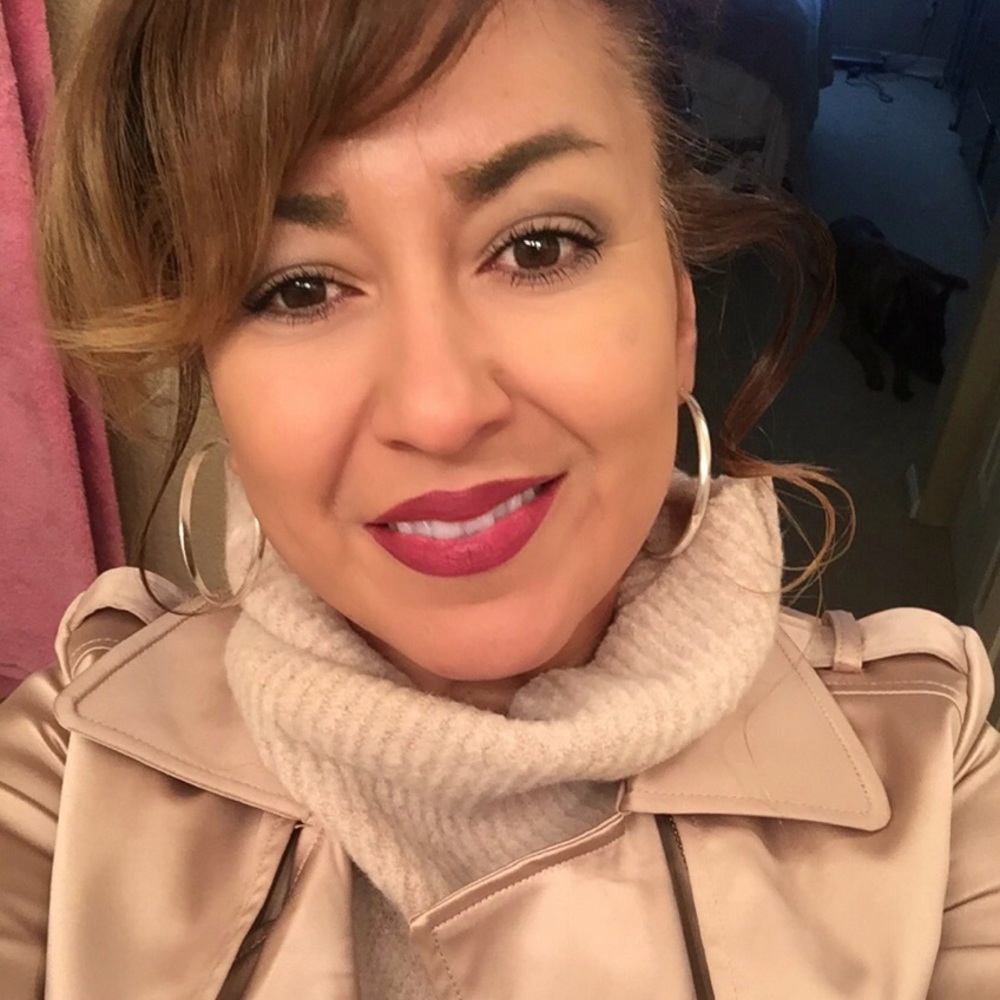 Meet your Posher, Ccynthia